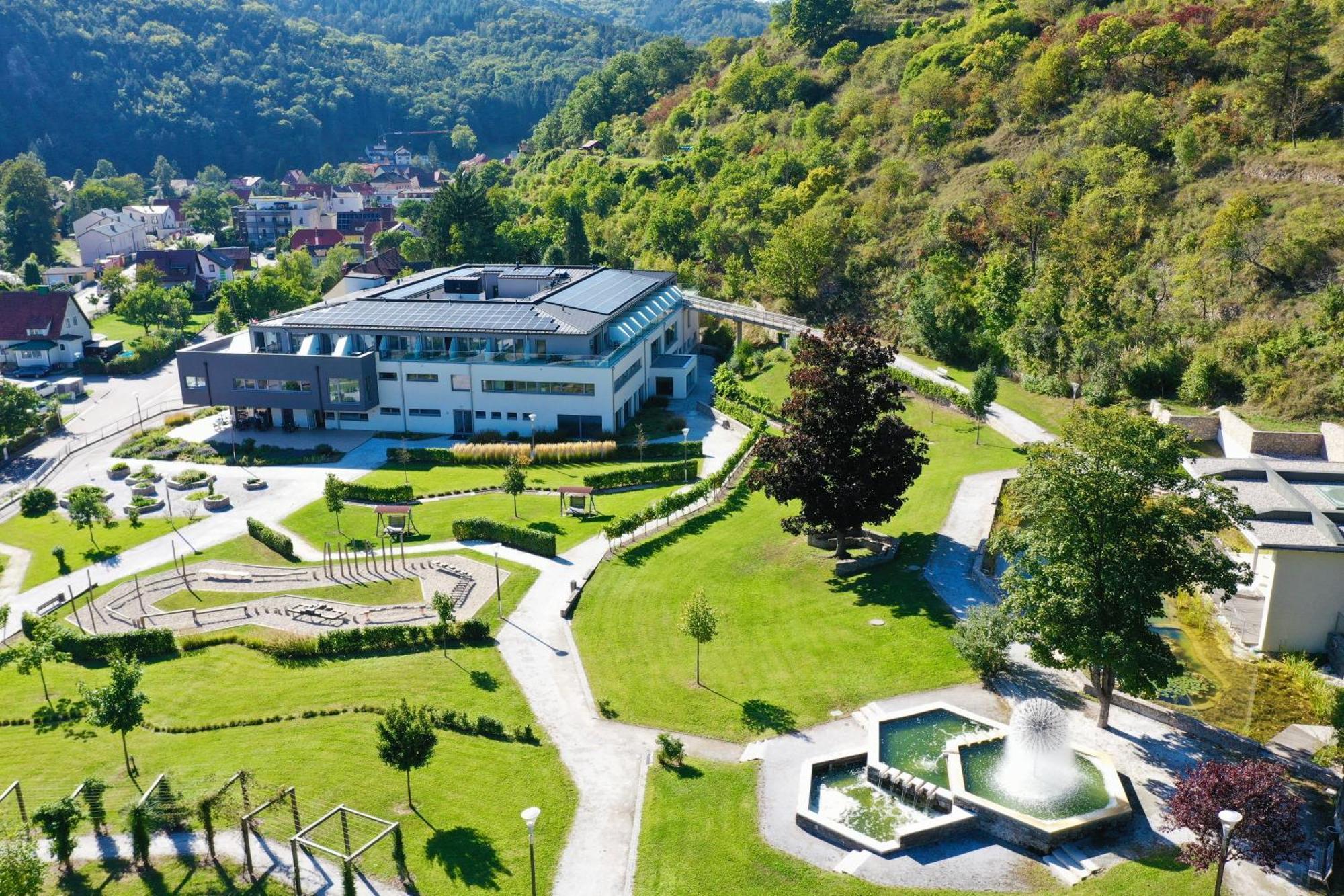 Nuhr Medical - Hotel & Restaurant Senftenberg Εξωτερικό φωτογραφία